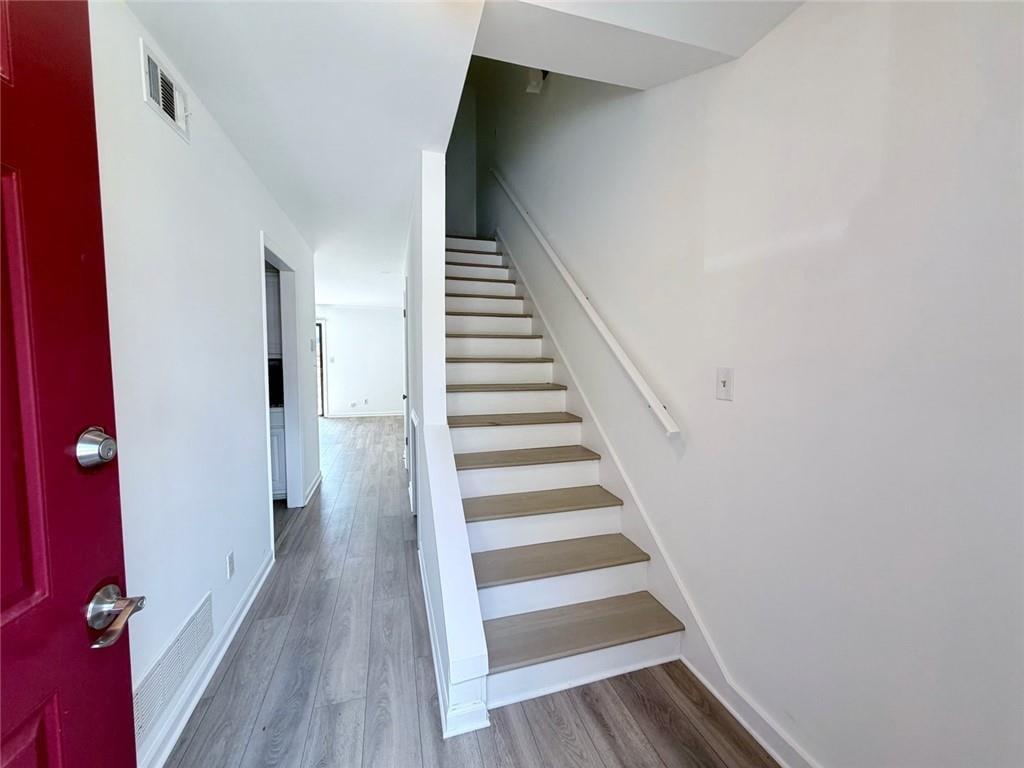 3925 Mountain View Road Unit E3 Property Photo 3