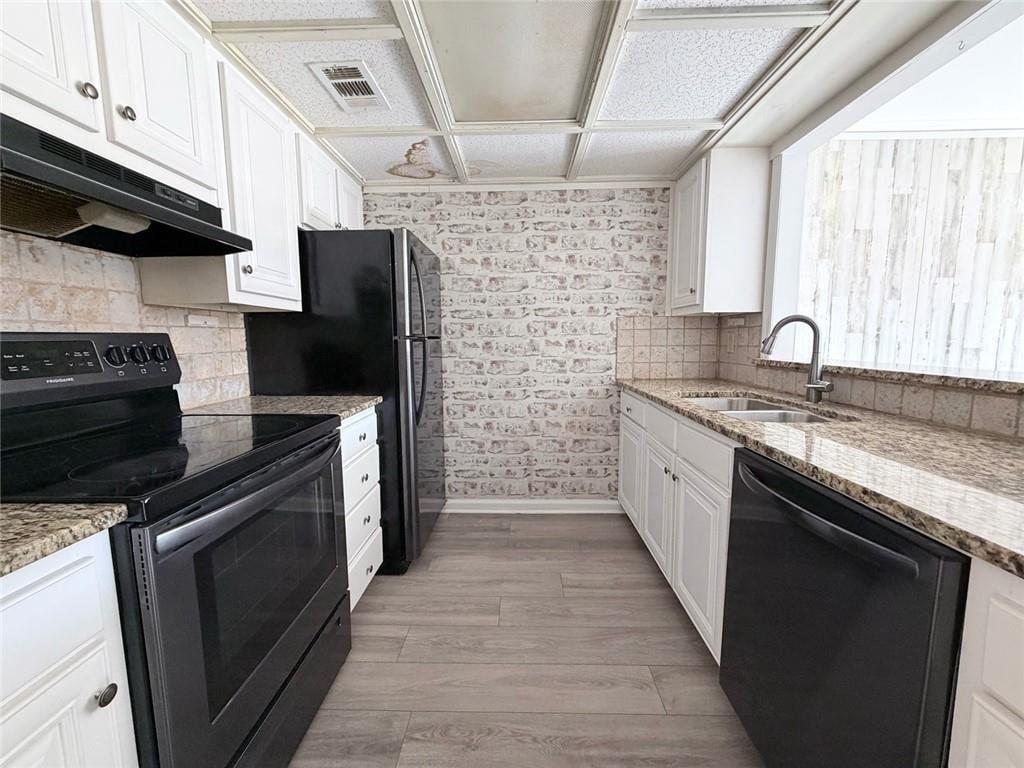 3925 Mountain View Road Unit E3 Property Photo 4