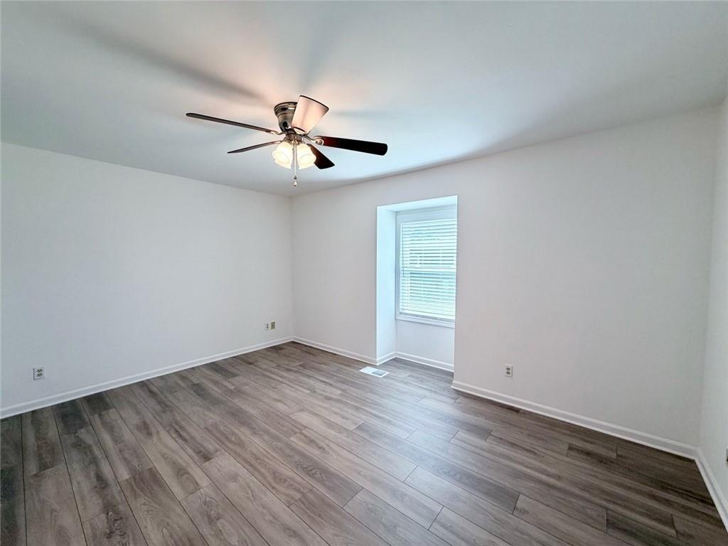 3925 Mountain View Road Unit E3 Property Photo 12