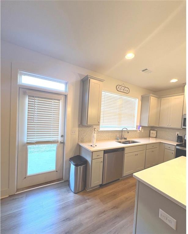 7618 Avalon Boulevard Property Photo 13