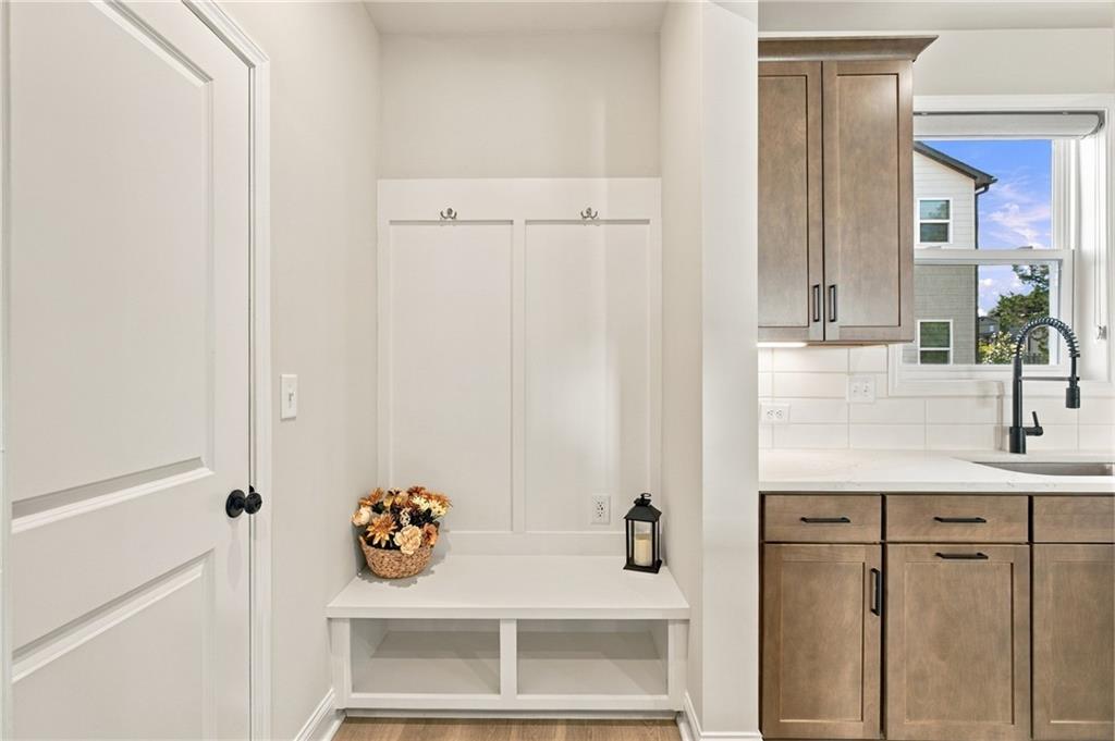 3942 Adler Circle Property Photo 15