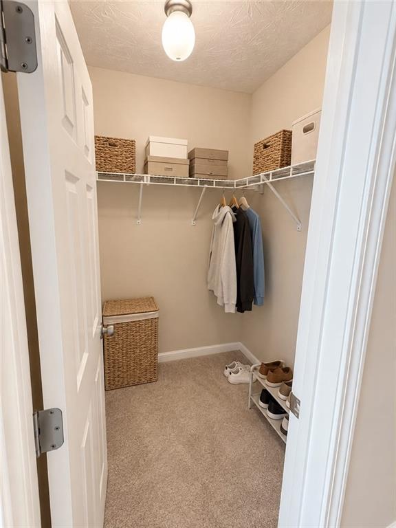 40 Greenway Drive Property Photo 12