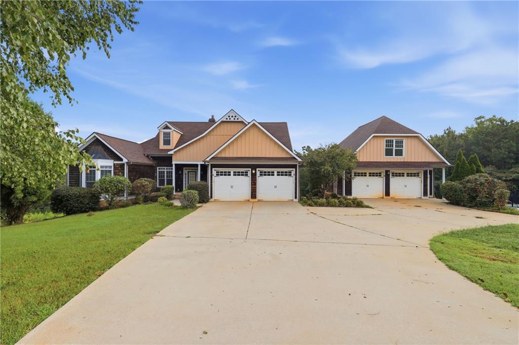 7226 Tyree Road Property Photo 1