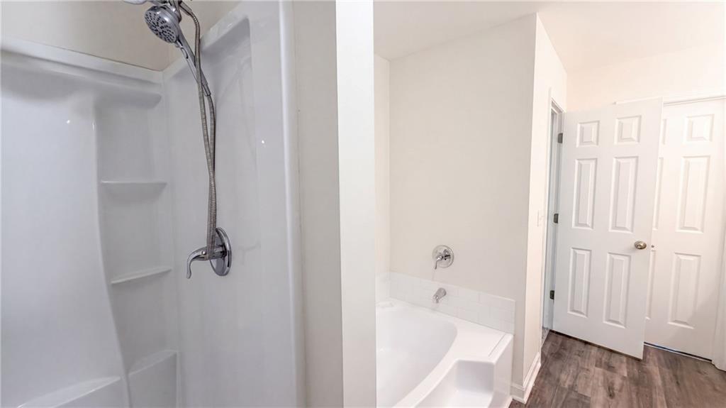 90 Ascott Trace Property Photo 9
