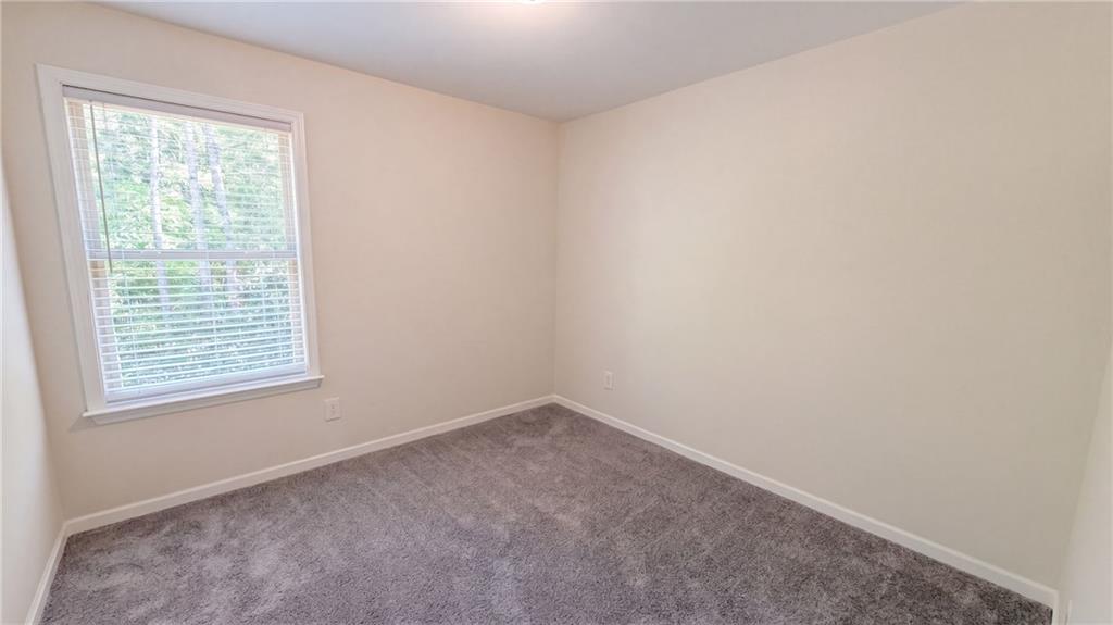 90 Ascott Trace Property Photo 11