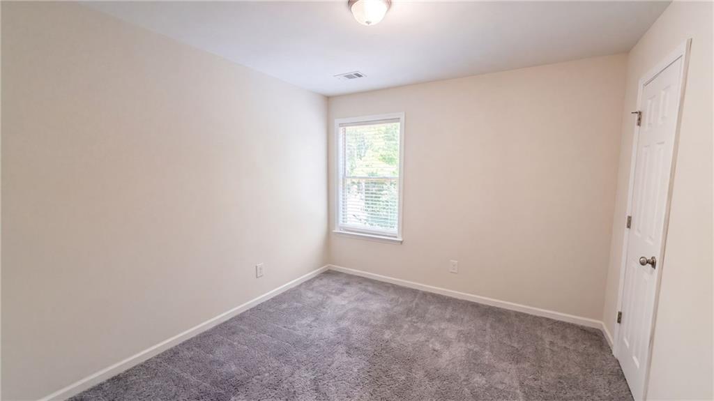 90 Ascott Trace Property Photo 12