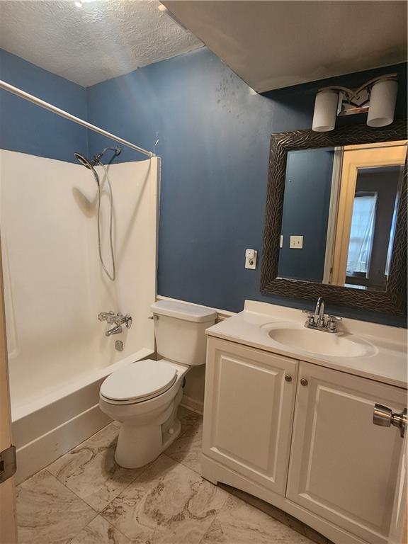 4155 N Gloucester Place Property Photo 12
