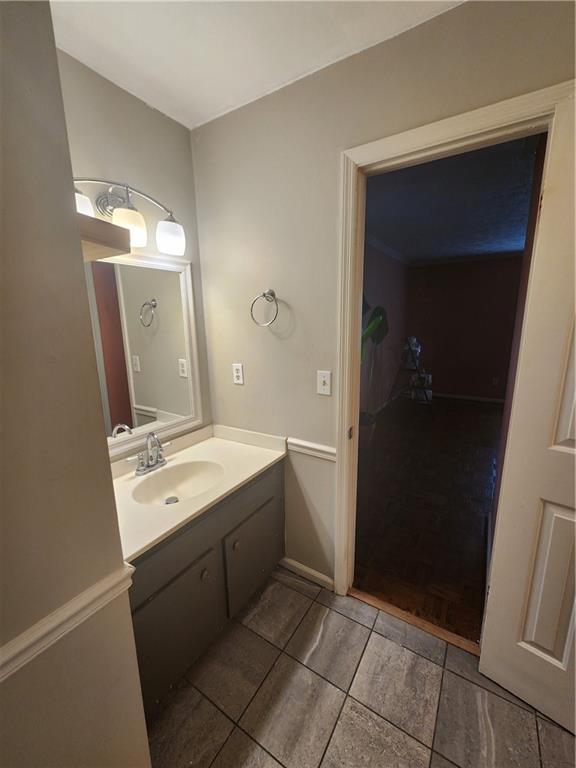 4155 N Gloucester Place Property Photo 16