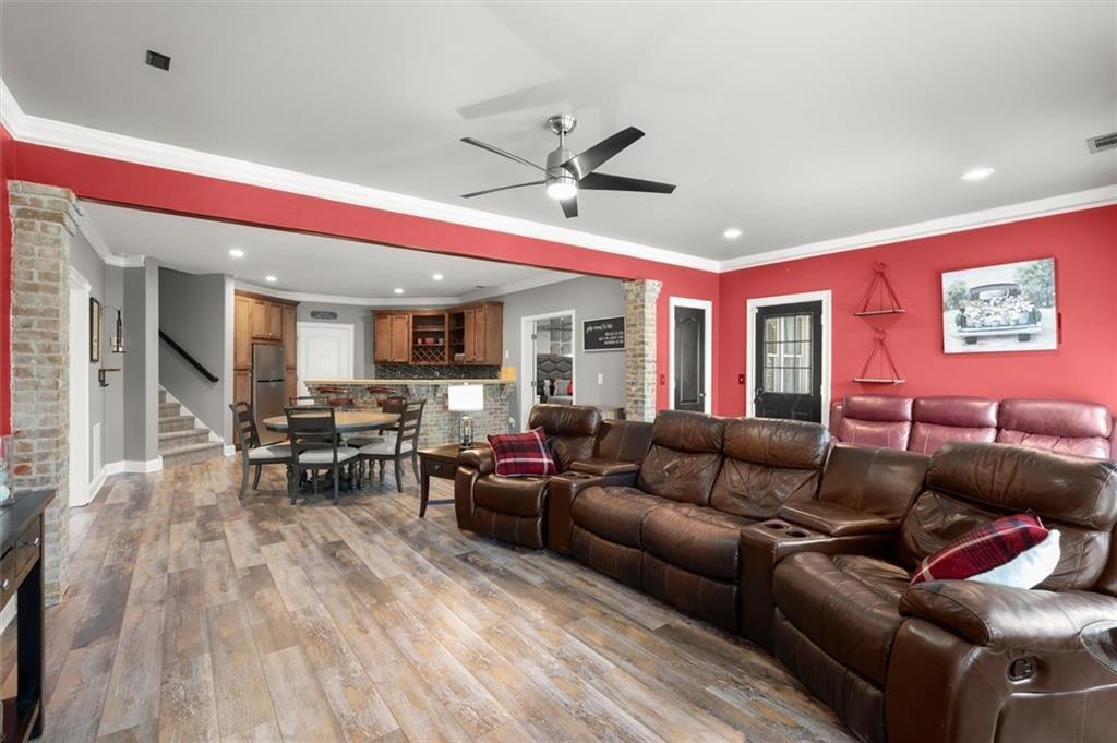 101 Bree Lane Property Photo 27