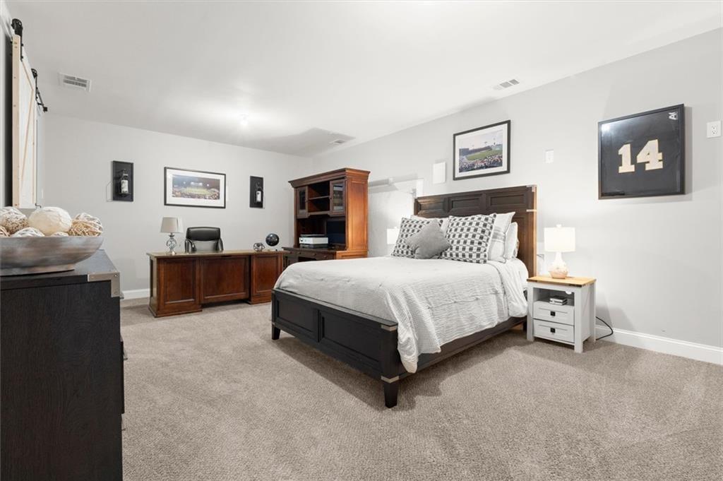 101 Bree Lane Property Photo 32