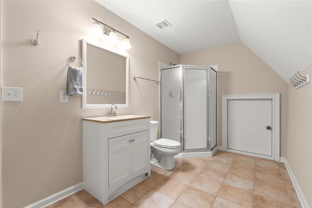 101 Bree Lane Property Photo 37