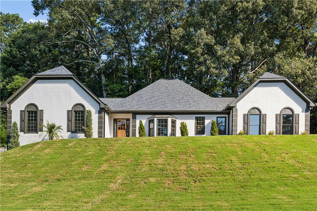 730 Mabry Road Property Photo 1