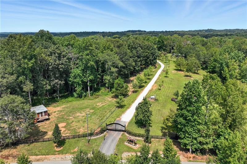 731 Borders Road Property Photo 3