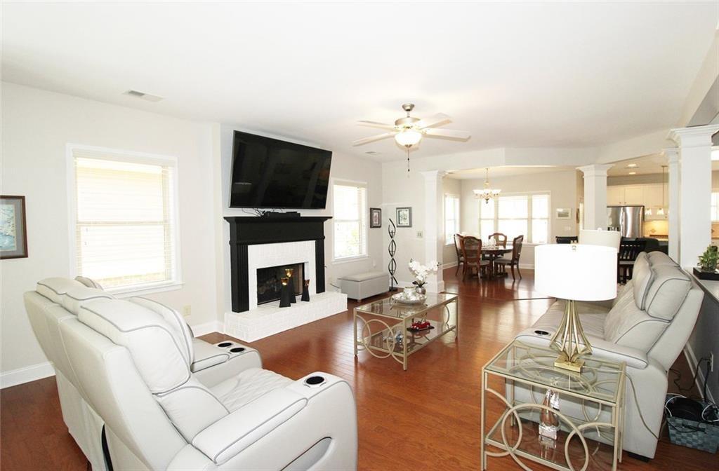 7836197 Property Photo 11