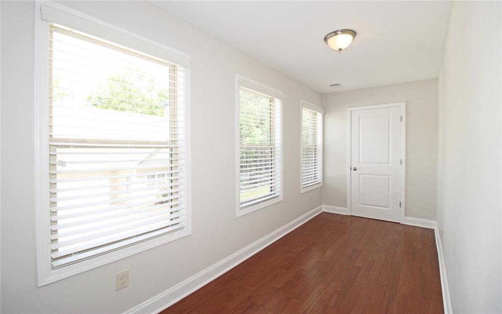 7836197 Property Photo 30