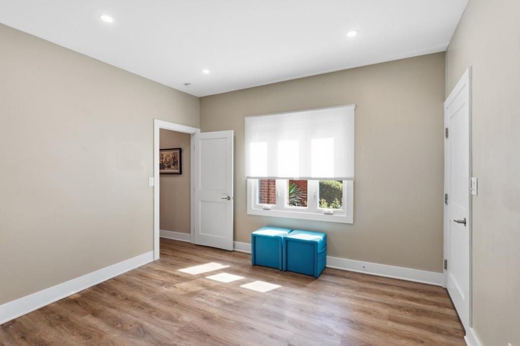 3998 Columns Drive Property Photo 15