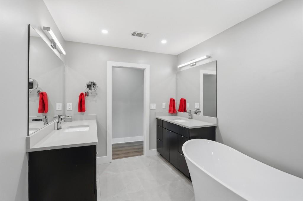 3998 Columns Drive Property Photo 29