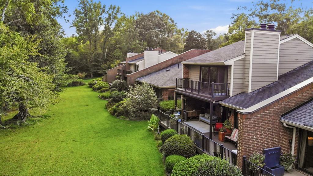 3998 Columns Drive Property Photo 45