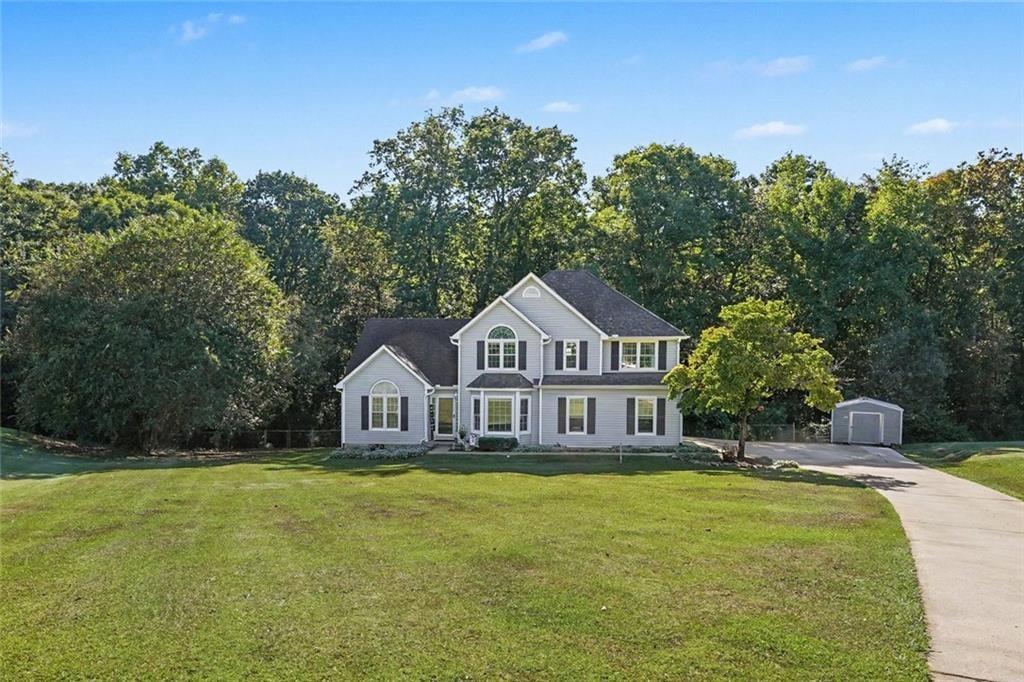 285 Creekside Way Property Photo 3