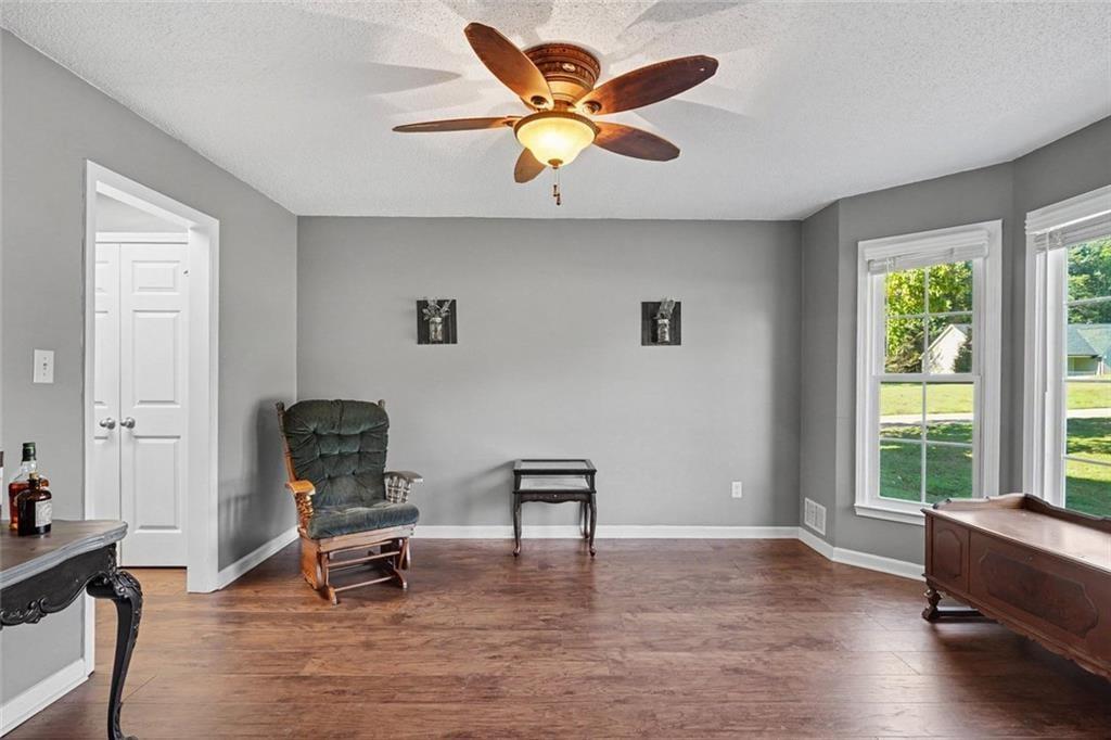 285 Creekside Way Property Photo 15