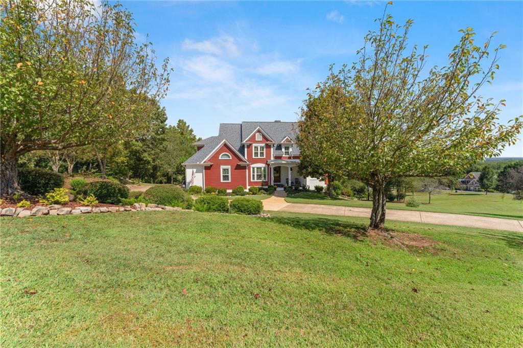 8865 Saddle Trail Property Photo 5
