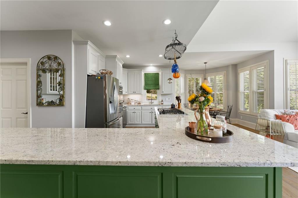 8865 Saddle Trail Property Photo 32