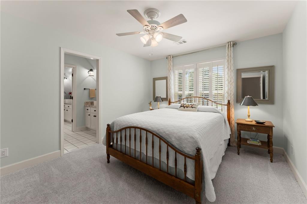 8865 Saddle Trail Property Photo 49