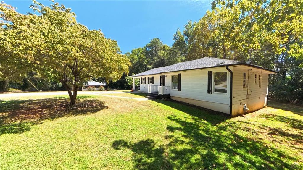 75 Collins Road Property Photo 1