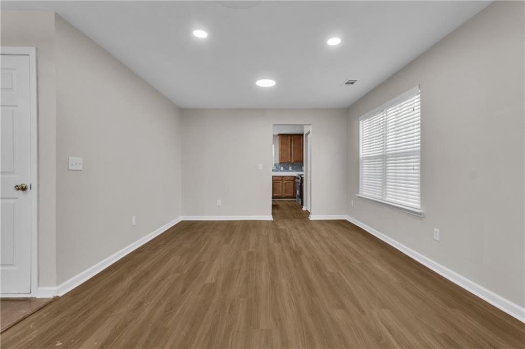 260 Hudson Ridge Property Photo 6