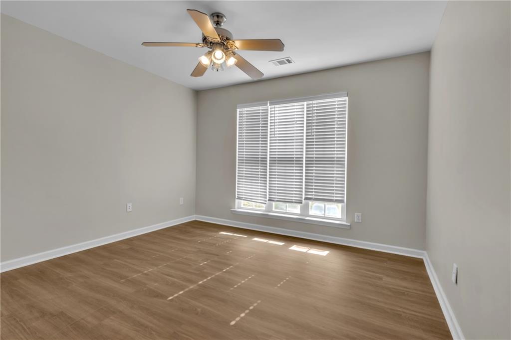 260 Hudson Ridge Property Photo 10