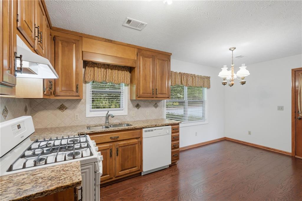 4920 Mccoy Circle Property Photo 10