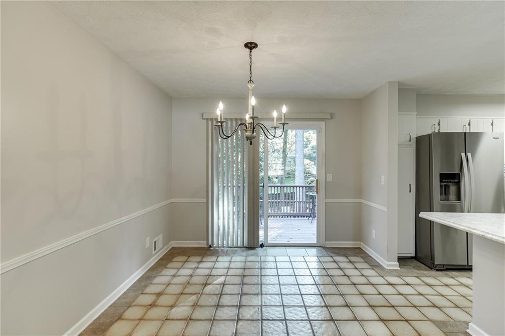 978 Chartley Drive Sw Property Photo 8