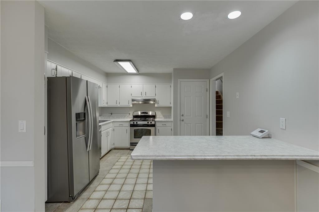 978 Chartley Drive Sw Property Photo 11
