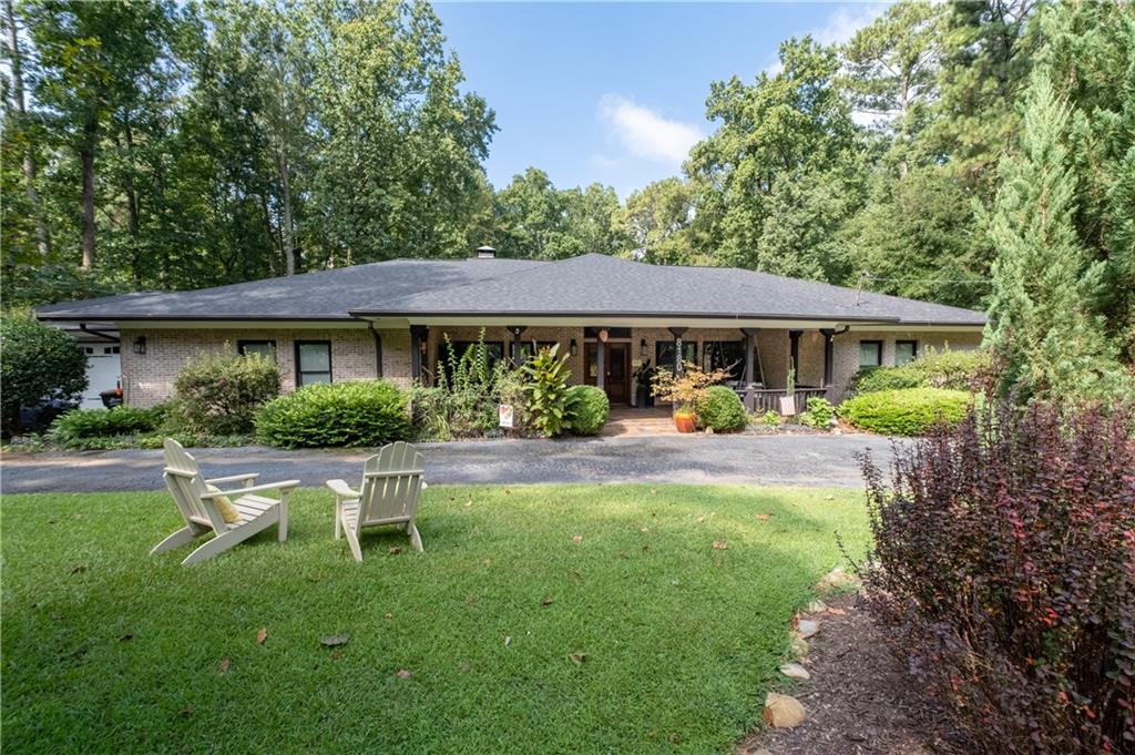 8180 Innsbruck Drive Property Photo 1
