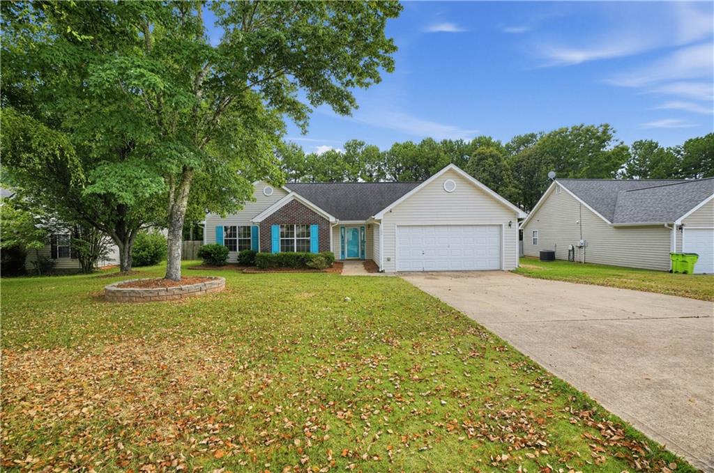 116 Goldleaf Drive Property Photo 2
