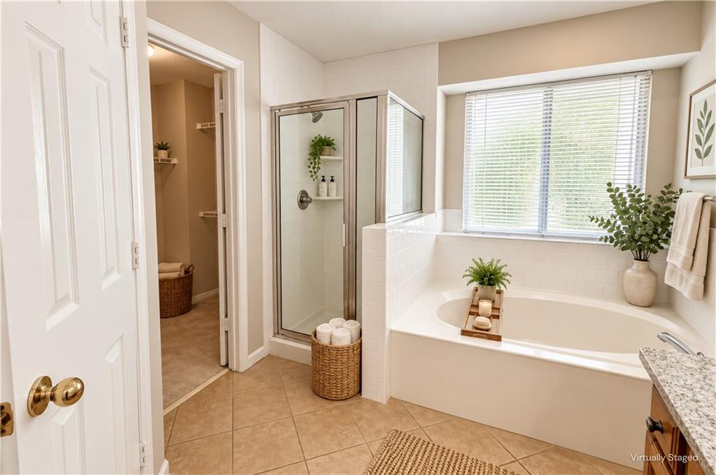10950 Pinehigh Drive Property Photo 11