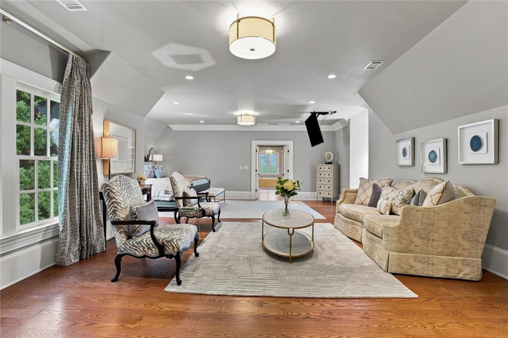 7836416 Property Photo 17