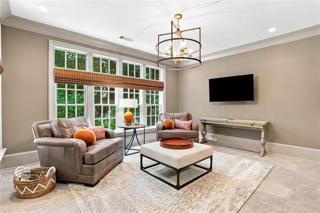 7836416 Property Photo 32