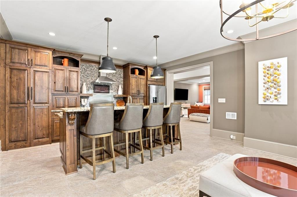 7836416 Property Photo 39