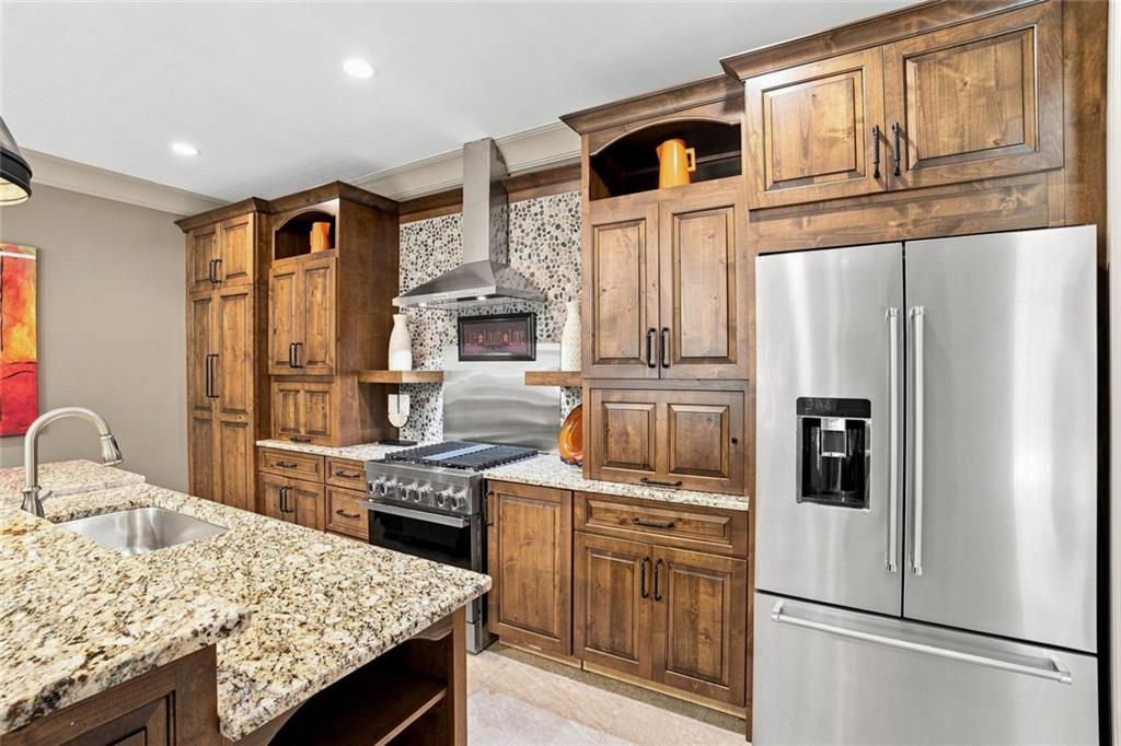 7836416 Property Photo 41