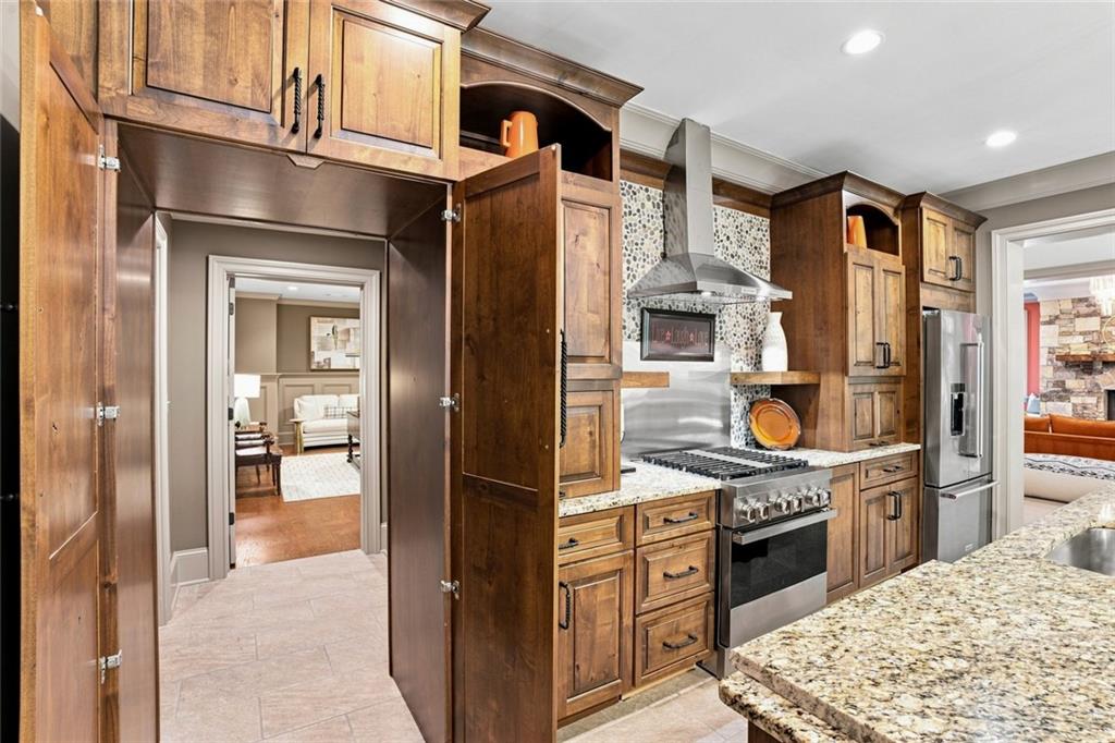 7836416 Property Photo 42