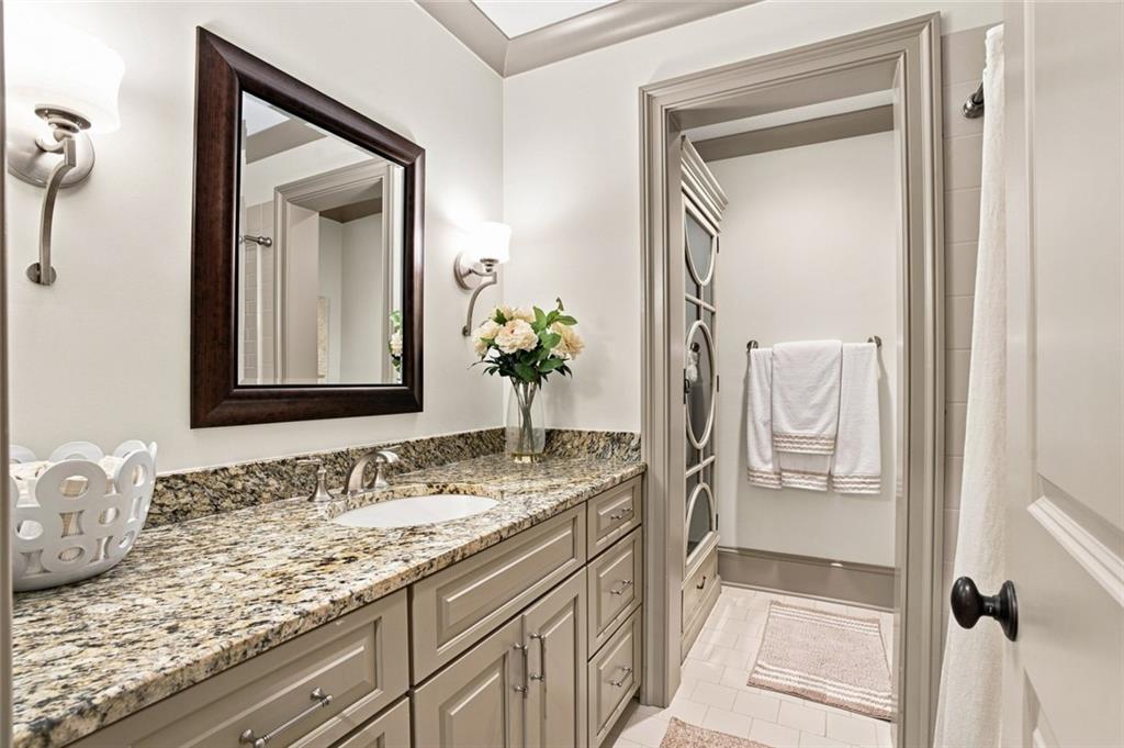 7836416 Property Photo 63