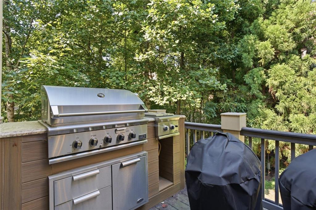 7836416 Property Photo 66