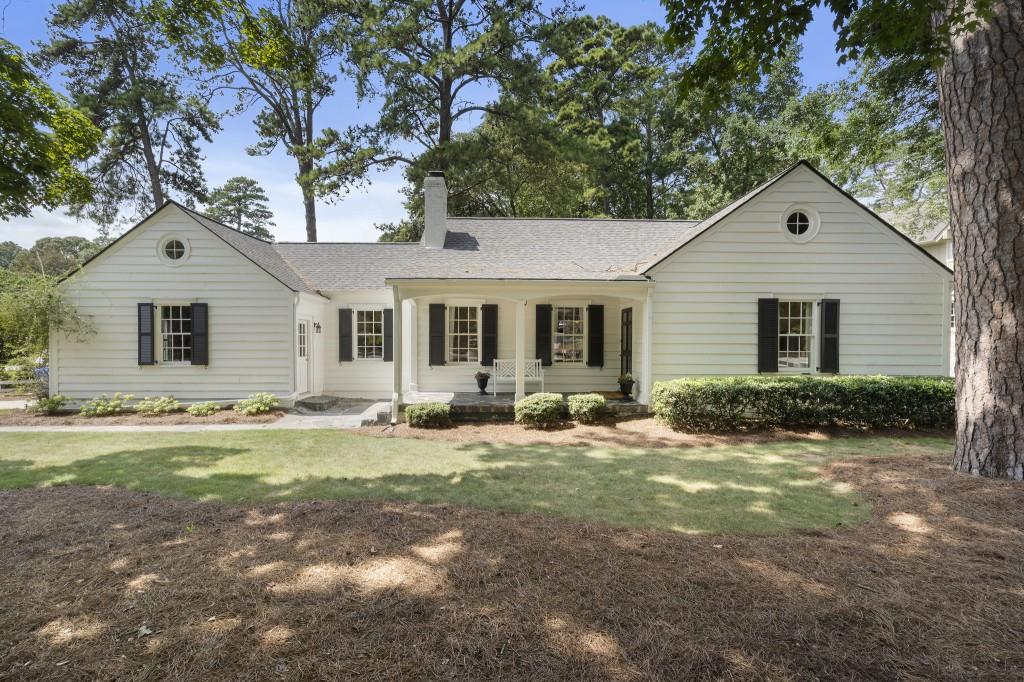 835 Glenbrook Drive Property Photo 1
