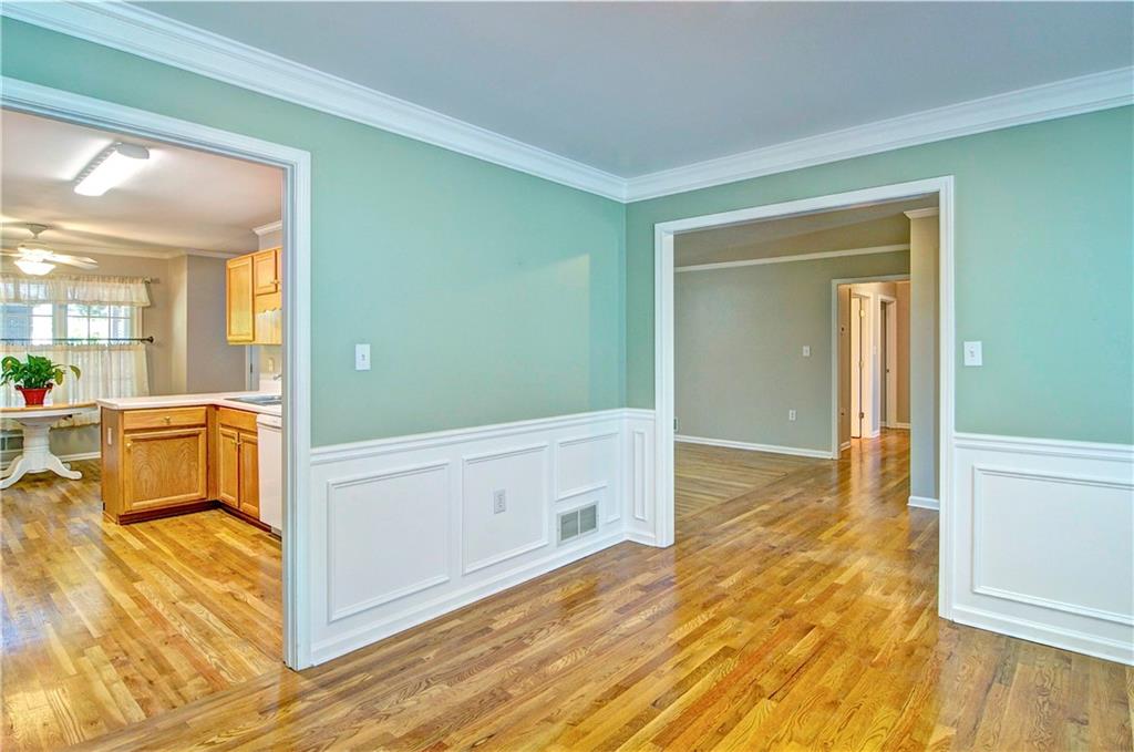 2520 Morningside Drive Property Photo 11