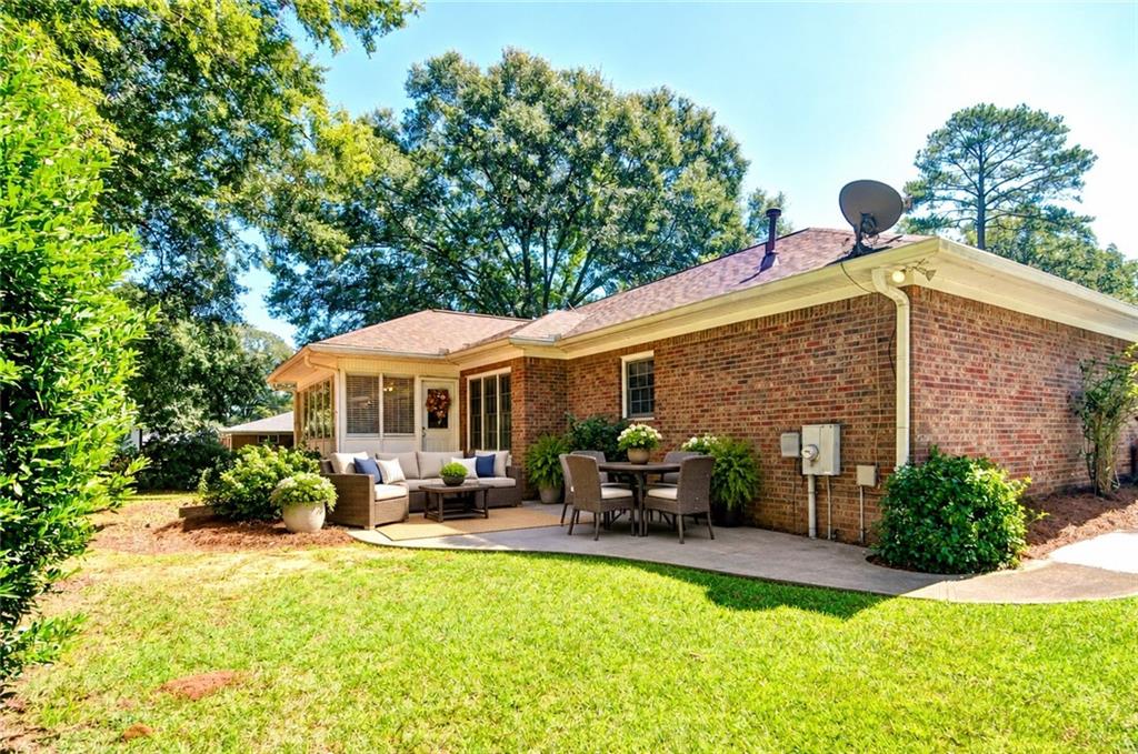 2520 Morningside Drive Property Photo 16