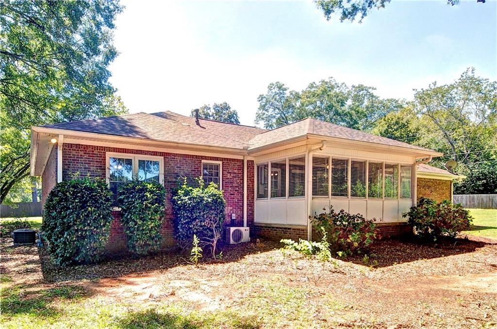 2520 Morningside Drive Property Photo 67