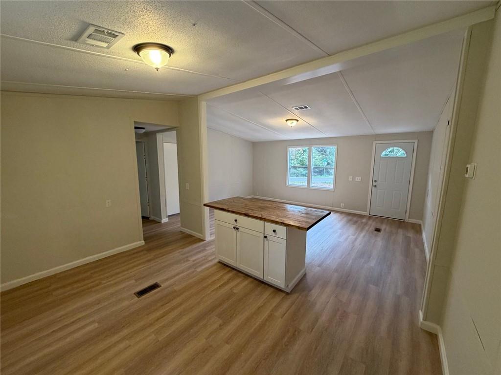6125 River Run Circle Property Photo 4