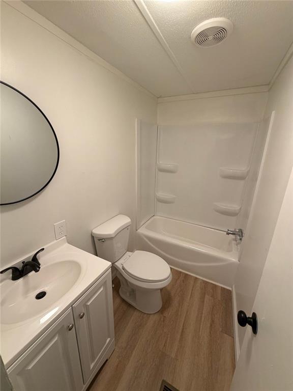 6125 River Run Circle Property Photo 10