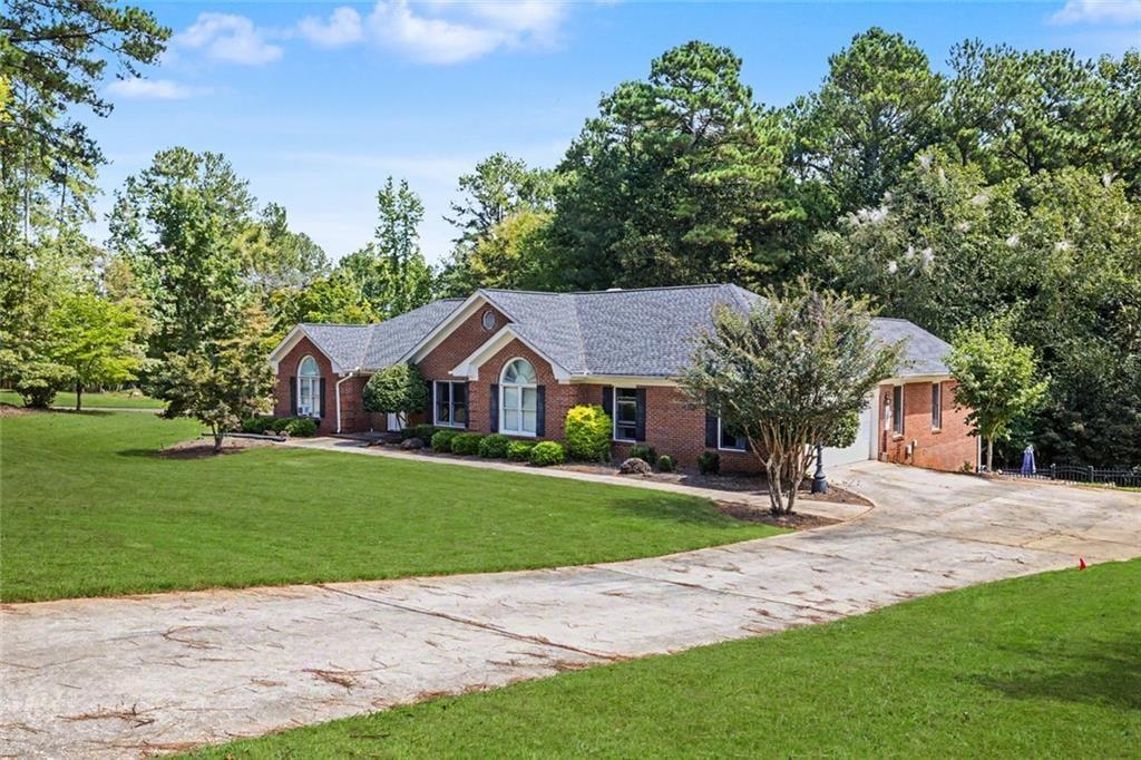 7836501 Property Photo 3